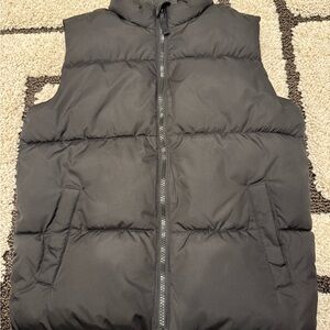 OLD NAVY Black Puffer Vest